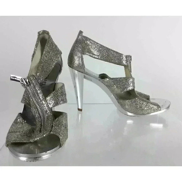 EUC  Michael-Michael Kors Sparkle Sliver T Strap Sandals sz 7 - Picture 1 of 5